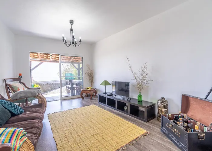 Serrao カントリーハウス カリェタ